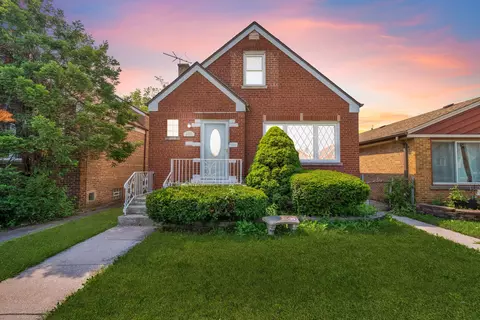 3705 W 69th Pl, Chicago, IL 60629