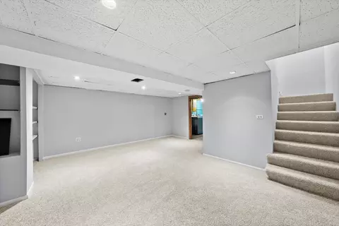 Other - 2129 Ash St #B, Des Plaines, IL 60018 photo 3 of 5