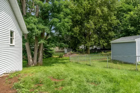 209 Walnut St, Cherry Valley, IL 61016 photo 32