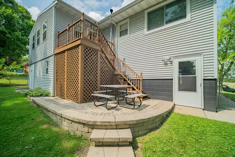 1327 Sherman St, Bloomington, IL 61701 photo 32