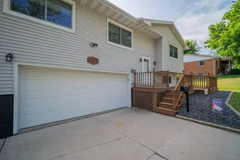 1327 Sherman St, Bloomington, IL 61701 photo 34
