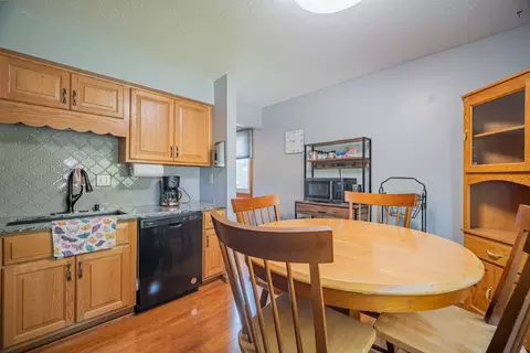 1327 Sherman St, Bloomington, IL 61701 photo 6