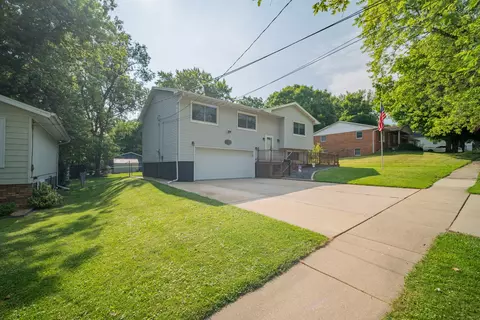 1327 Sherman St, Bloomington, IL 61701 photo 35