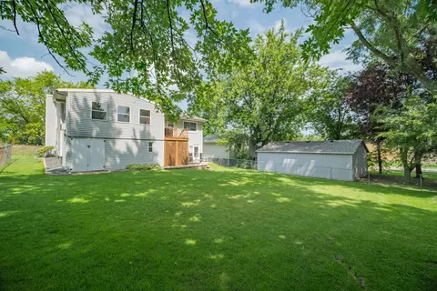 1327 Sherman St, Bloomington, IL 61701 photo 31