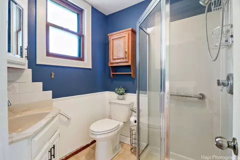 Bath - 314 E 1st St, East Dundee, IL 60118 photo 1 of 2