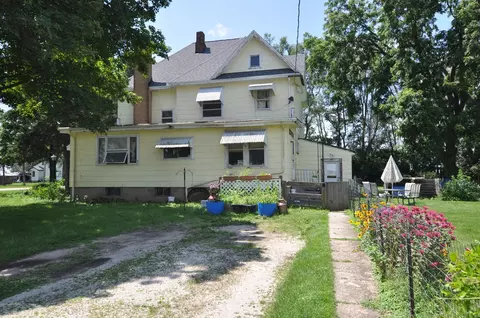 24406 W Grant Hwy, Marengo, IL 60152