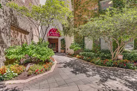 40 E 9th St #1706, Chicago, IL 60605 photo 2