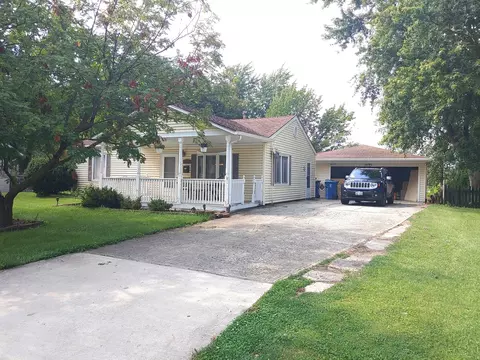 1919 Cowing Ln, Crest Hill, IL 60403