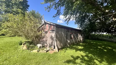14474 Lyndon Rd, Morrison, IL 61270 photo 9