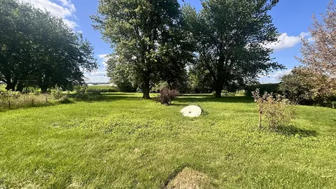 14474 Lyndon Rd, Morrison, IL 61270 photo 11