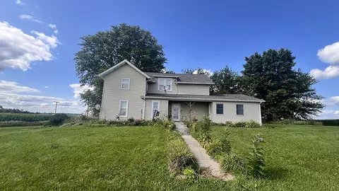14474 Lyndon Rd, Morrison, IL 61270
