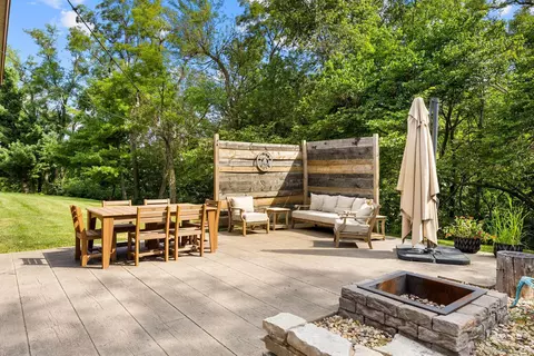 Exterior - 1641 Knapp Ct, Congerville, IL 61729 photo 6 of 9