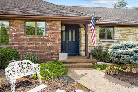 Exterior - 1641 Knapp Ct, Congerville, IL 61729 photo 2 of 9