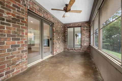 Entry Way - 1641 Knapp Ct, Congerville, IL 61729 photo 3 of 3
