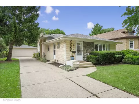 3814 Morton Ave, Brookfield, IL 60513