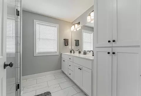 Bath - 1348 Berkley Rd, Normal, IL 61761 photo 1 of 3