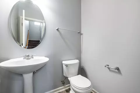 1205 Evergreen Ave, Des Plaines, IL 60016 photo 16