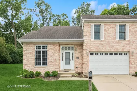 130 Oak Hill Dr, Wood Dale, IL 60191
