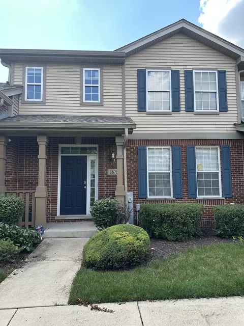 6575 Pine Lake Dr, Tinley Park, IL 60477