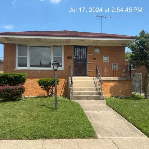 379 Bensley Ave, Calumet City, IL 60409