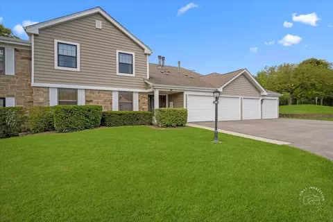 26 Stanton Ct #C1, Schaumburg, IL 60193