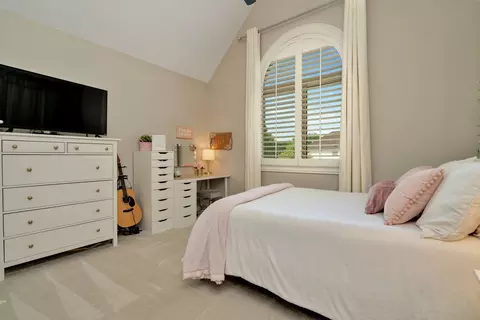 Bedroom - 12501 Wingstem St, Plainfield, IL 60585 photo 6 of 8