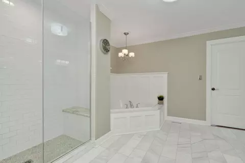 Bath - 12501 Wingstem St, Plainfield, IL 60585 photo 2 of 8