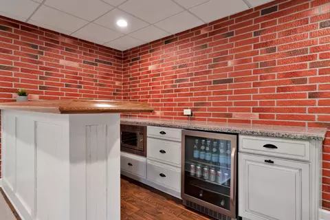 Kitchen - 12501 Wingstem St, Plainfield, IL 60585 photo 5 of 5