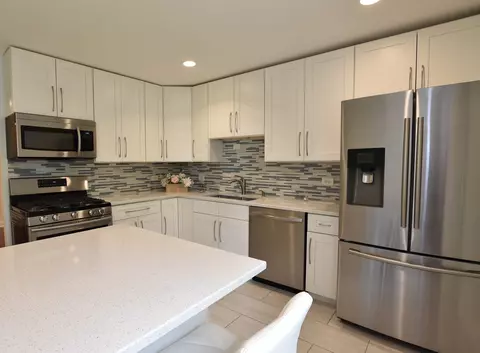 1430 Sandstone Dr #302, Wheeling, IL 60090 photo 18