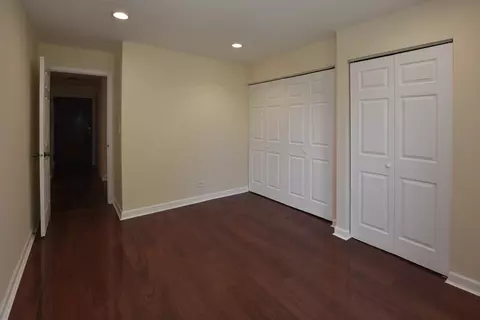 1430 Sandstone Dr #302, Wheeling, IL 60090 photo 20