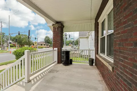 Exterior - 2808 Ridge Rd, Lansing, IL 60438 photo 5 of 8