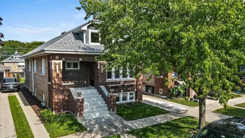 2327 East Ave, Berwyn, IL 60402