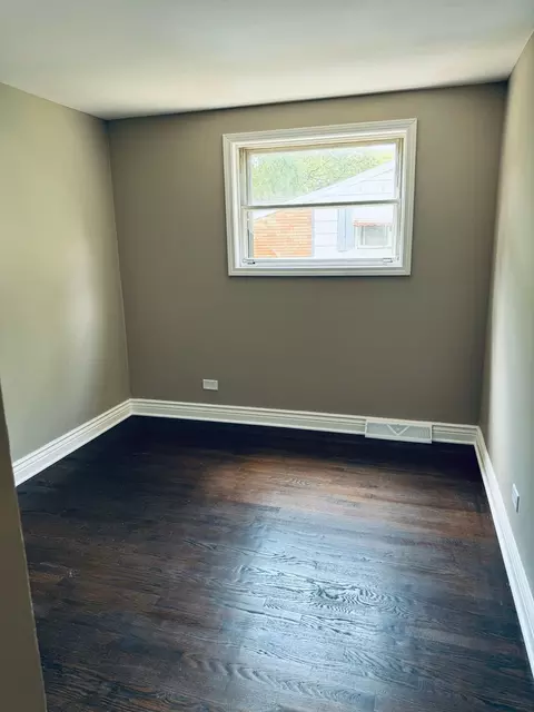 Bedroom - 928 W 115th Pl, Chicago, IL 60643 photo 1 of 5