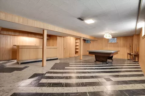 914 Jeannette St, Des Plaines, IL 60016 photo 22