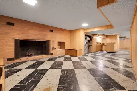 914 Jeannette St, Des Plaines, IL 60016 photo 20