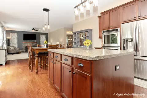 1718 Cashel Ln, Mchenry, IL 60050 photo 19