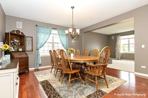 1718 Cashel Ln, Mchenry, IL 60050 photo 9