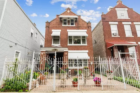 4101 S Sacramento Ave, Chicago, IL 60632