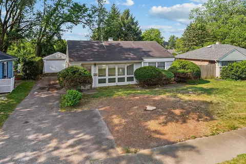 133 Sauk Trl, Park Forest, IL 60466
