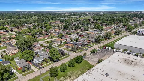View/Area - 7748 S 78th Ave, Bridgeview, IL 60455 photo 5 of 9