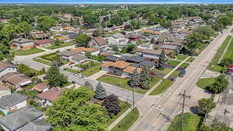View/Area - 7748 S 78th Ave, Bridgeview, IL 60455 photo 1 of 9