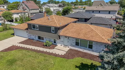 View/Area - 7748 S 78th Ave, Bridgeview, IL 60455 photo 8 of 9