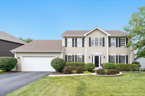 1028 Thackery Ln, Naperville, IL 60564