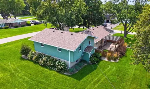 1194 Meadow Dr, Kankakee, IL 60901 photo 3