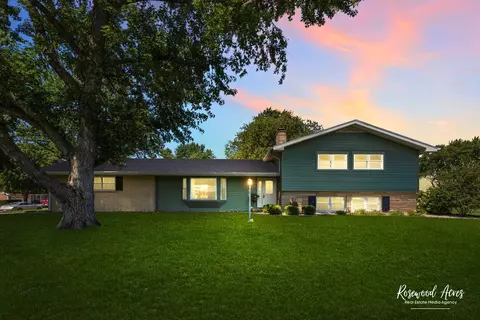 1194 Meadow Dr, Kankakee, IL 60901 photo 6