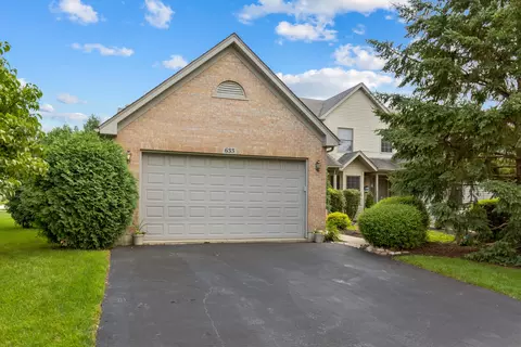 633 Hampshire Dr, Hampshire, IL 60140