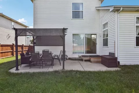 Exterior - 2303 Carpenter Ave, Plainfield, IL 60586 photo 2 of 5