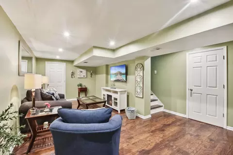 Living - 2303 Carpenter Ave, Plainfield, IL 60586 photo 2 of 3