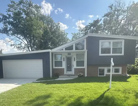 9358 Shermer Rd, Morton Grove, IL 60053