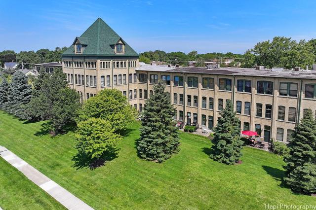640 Congdon Ave, Elgin, IL 60120 | 23 Photos - Movoto